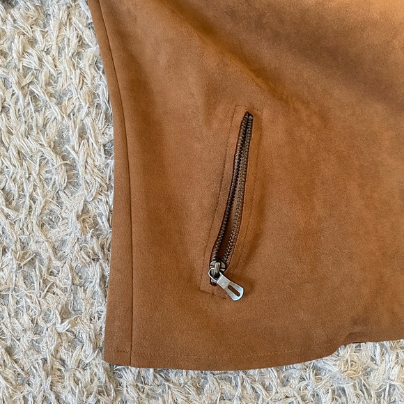 Suedette blazer with no zipper size. xxs - Picture 3 of 10